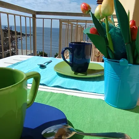 Il Mare Fuori Apartment *